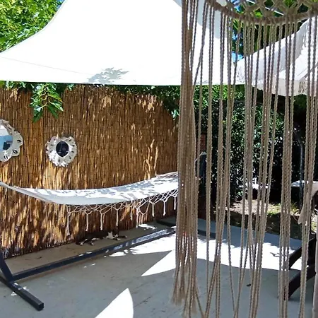 Apartment Wooden Summer House *
