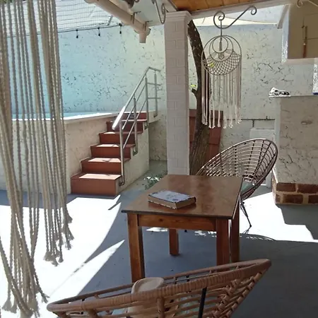 Wooden Summer House Apartment