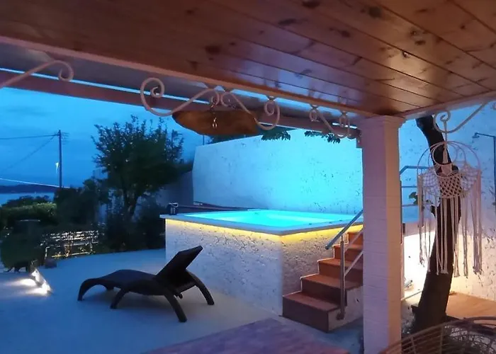Апартаменты Wooden Summer House