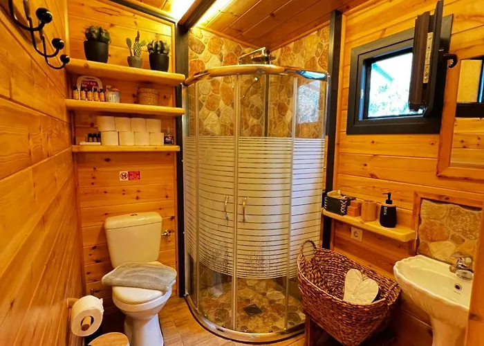 Wooden Summer House Mantouki